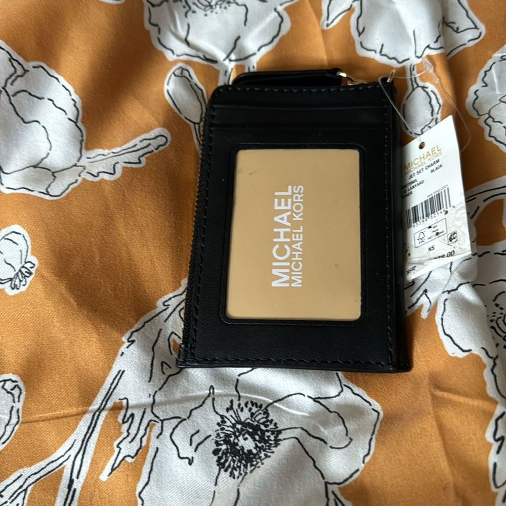 Michael Kors Card Case - Picture 2 of 3